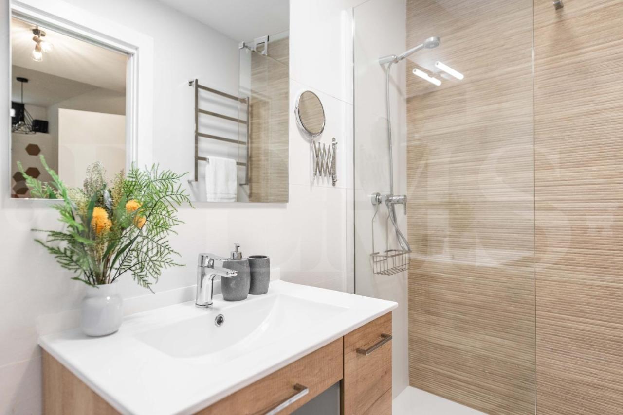 Intimate And Quiet Apartment - Center Малага Екстериор снимка